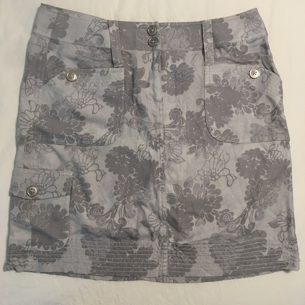 White House Black Market Grey Floral Mini Skirt